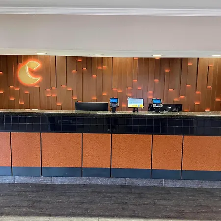 Comfort Inn & Suites North Charleston - Northwoods-3